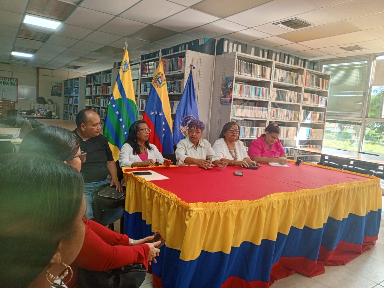 Lideresas de Femsur Yaracuy efectuaron círculo de lectura para promueve reflexiones colectivas sobre violencia